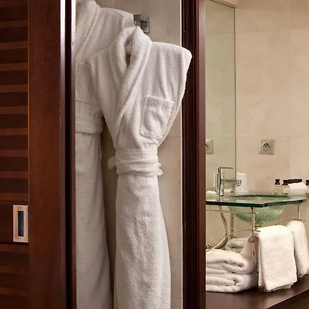 Pullman Centre Hotel